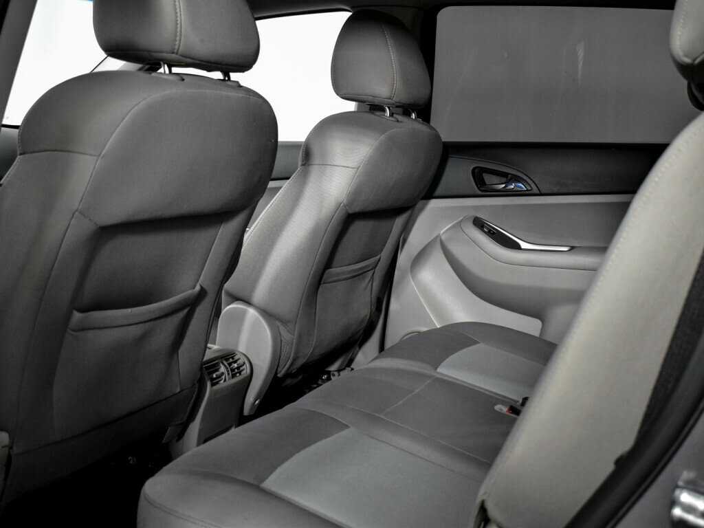 Купить Chevrolet Orlando с пробегом. Фото: #10