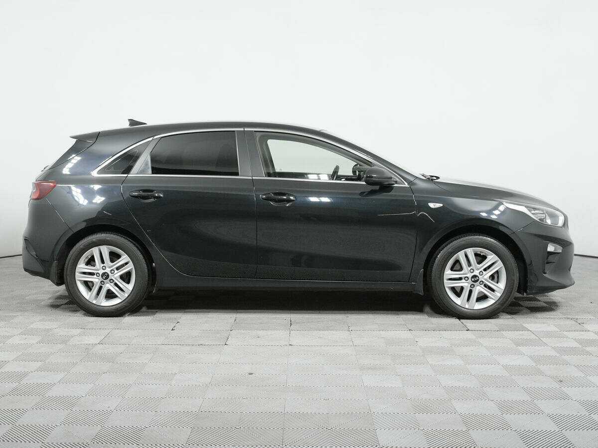 Купить Kia Ceed с пробегом. Фото: #3