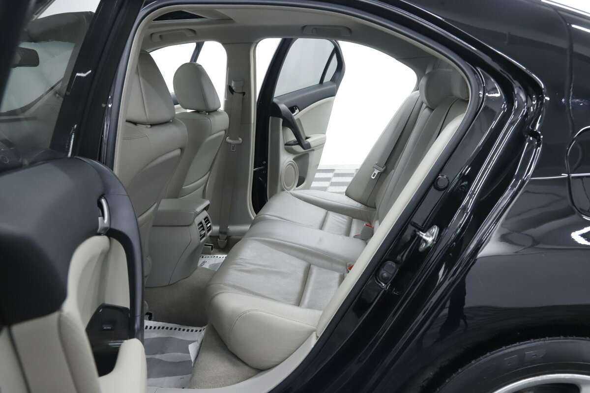 Купить Honda Accord с пробегом. Фото: #18