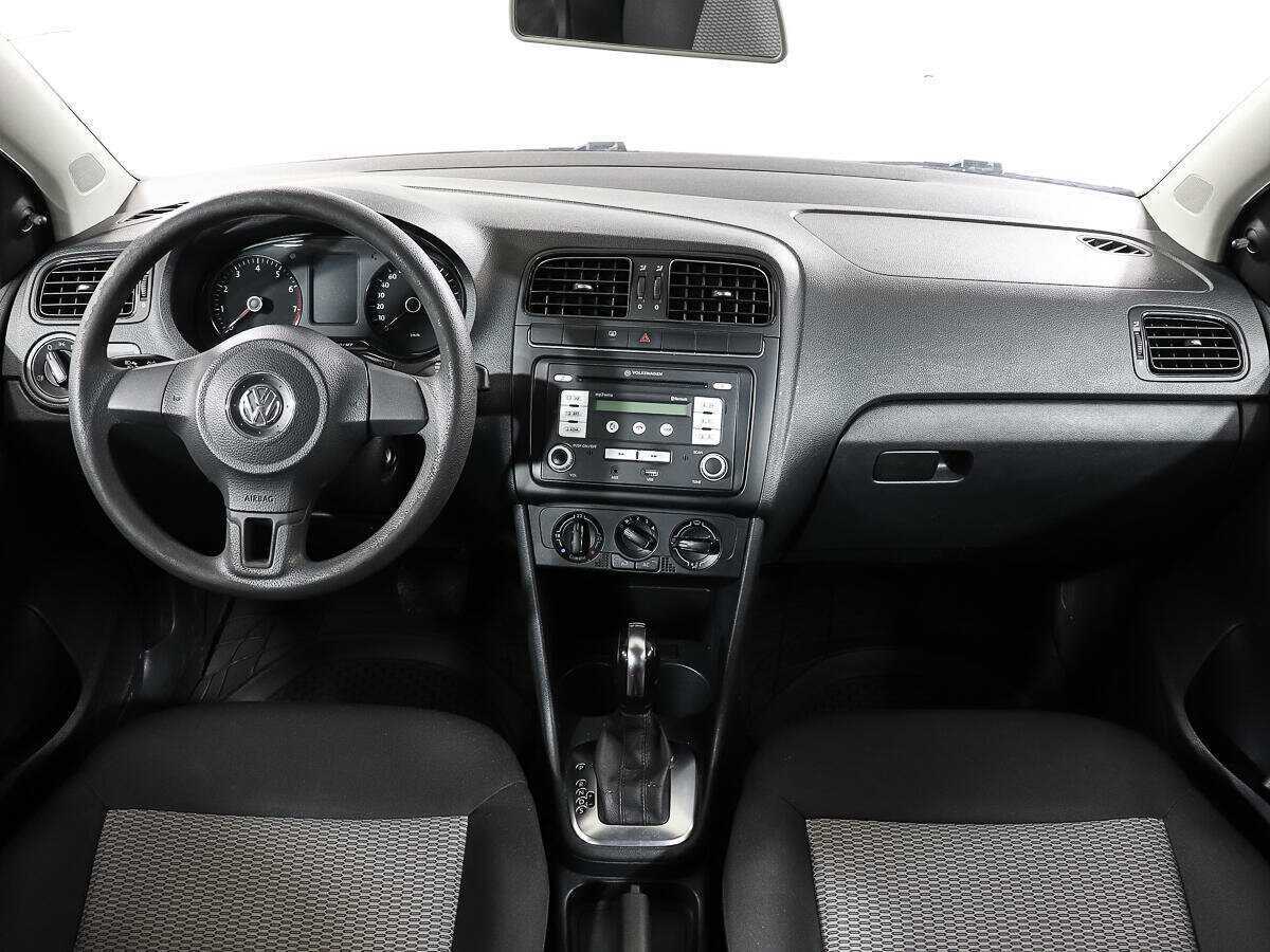 Купить Volkswagen Polo с пробегом. Фото: #10