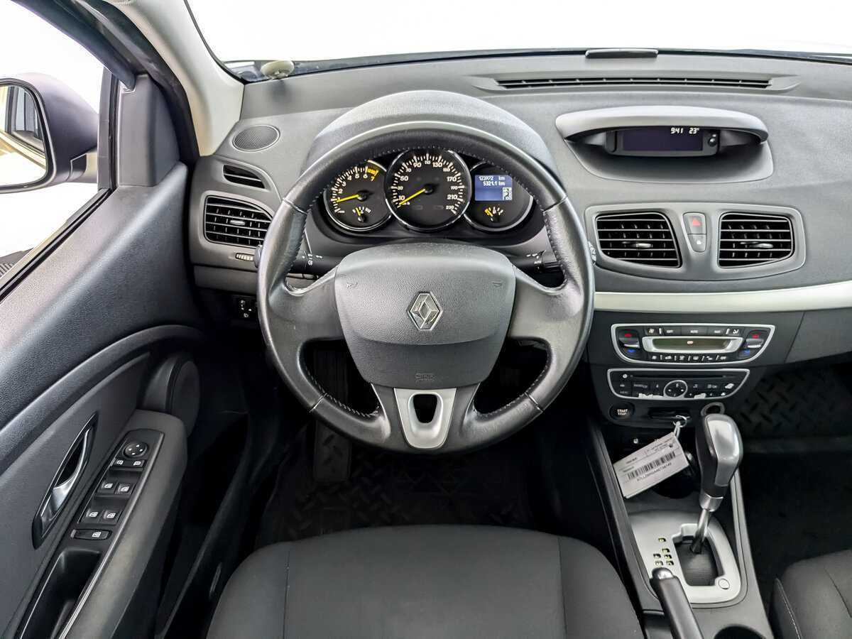 Купить Renault Fluence с пробегом. Фото: #16