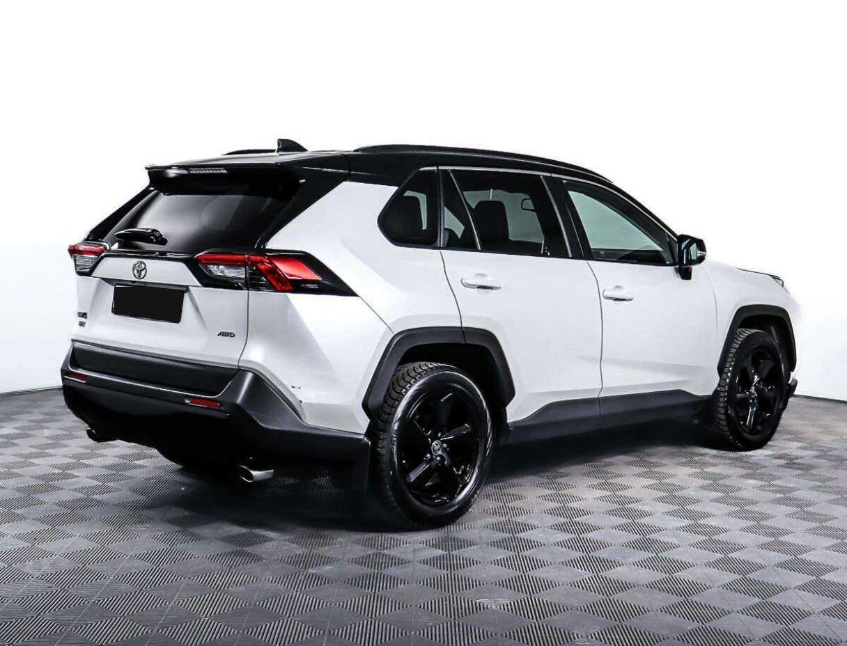 Купить Toyota RAV4 с пробегом. Фото: #4
