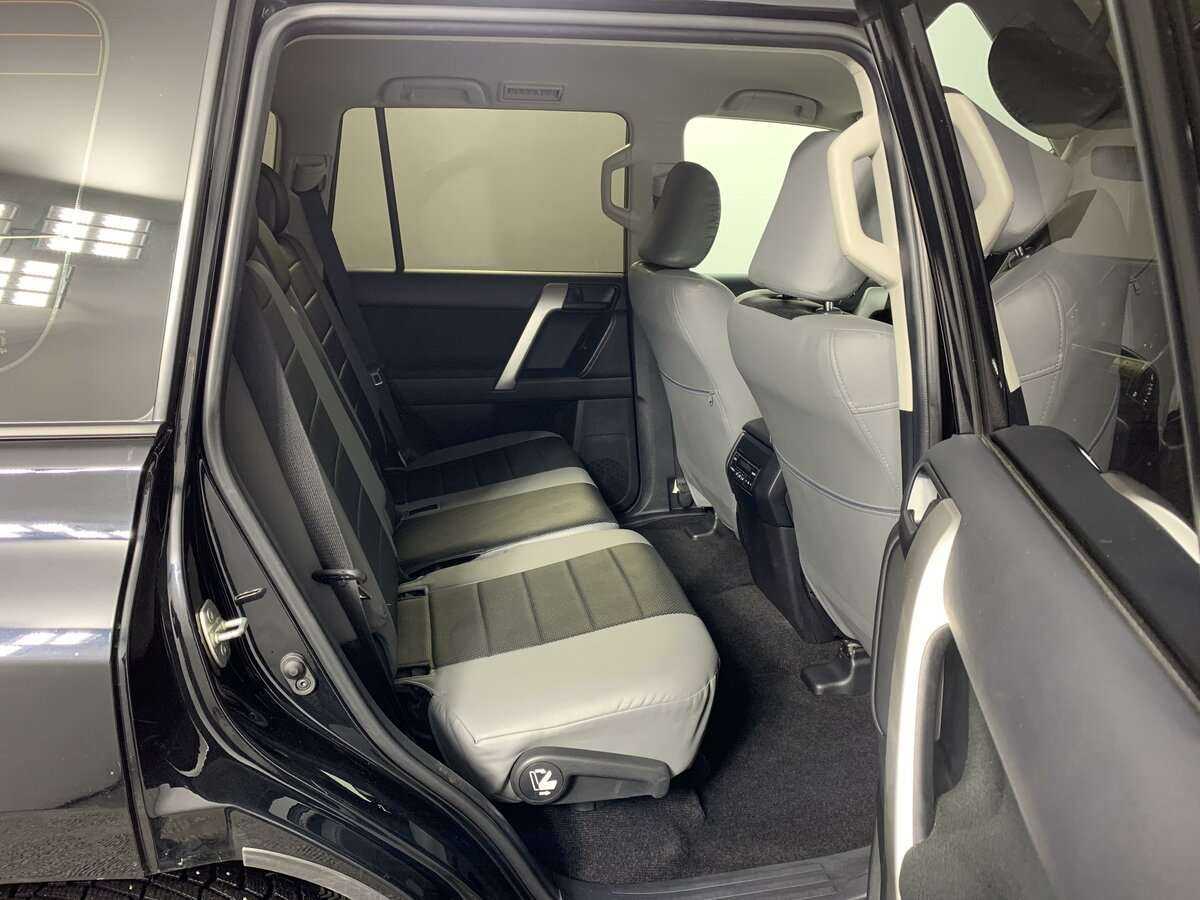 Купить Toyota Land Cruiser Prado с пробегом. Фото: #12