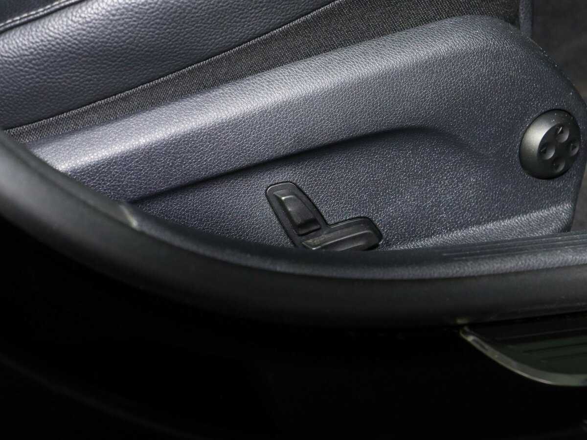 Купить Mercedes-Benz E-Класс с пробегом. Фото: #16