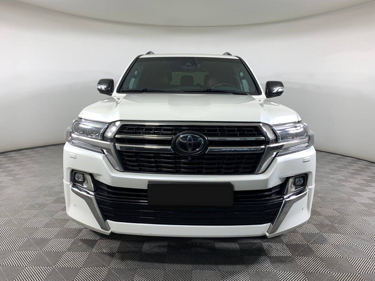 Купить Toyota Land Cruiser с пробегом. Фото: #1