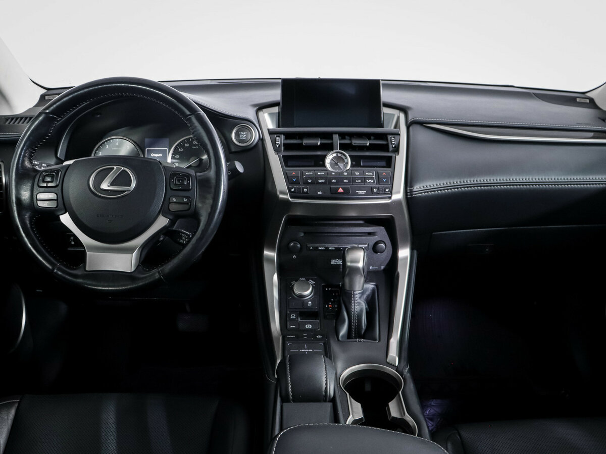 Купить Lexus NX с пробегом. Фото: #9