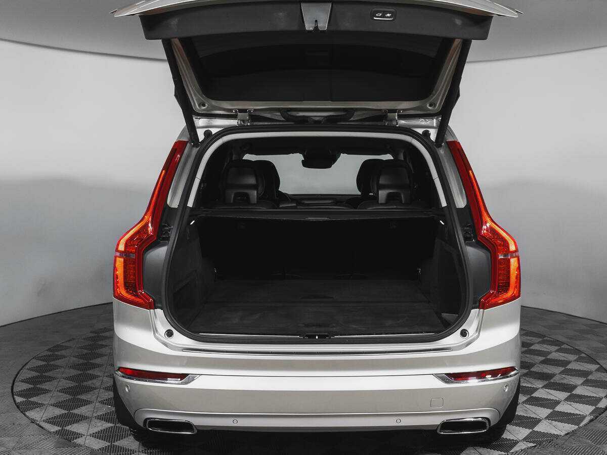 Купить Volvo XC90 с пробегом. Фото: #16
