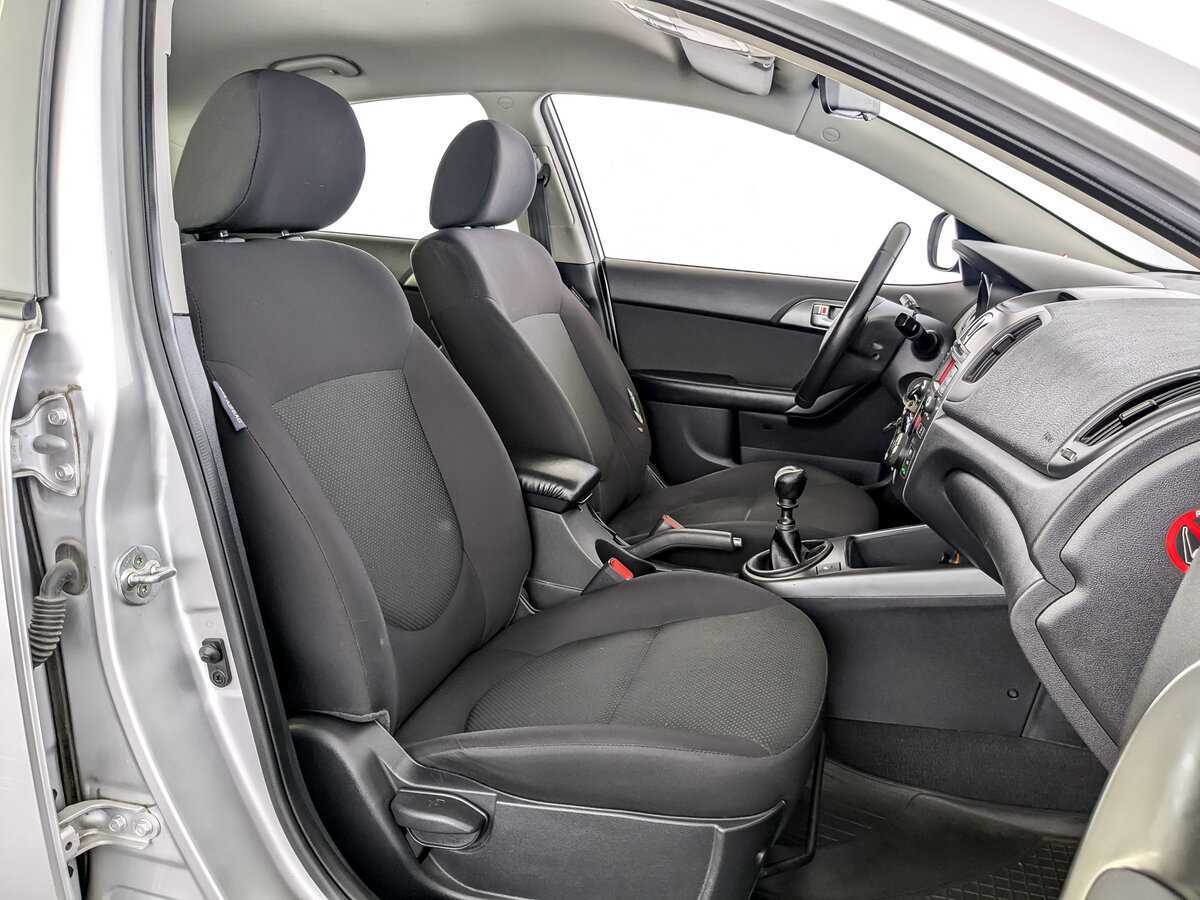 Купить Kia Cerato с пробегом. Фото: #18