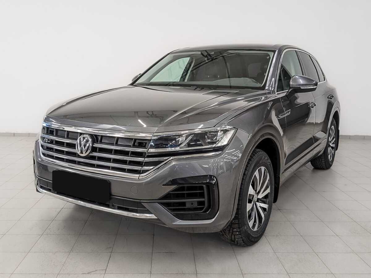 Купить Volkswagen Touareg с пробегом. Фото: #0