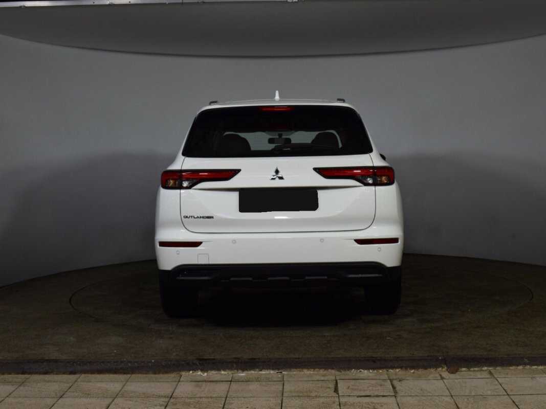 Купить Mitsubishi Outlander с пробегом. Фото: #5