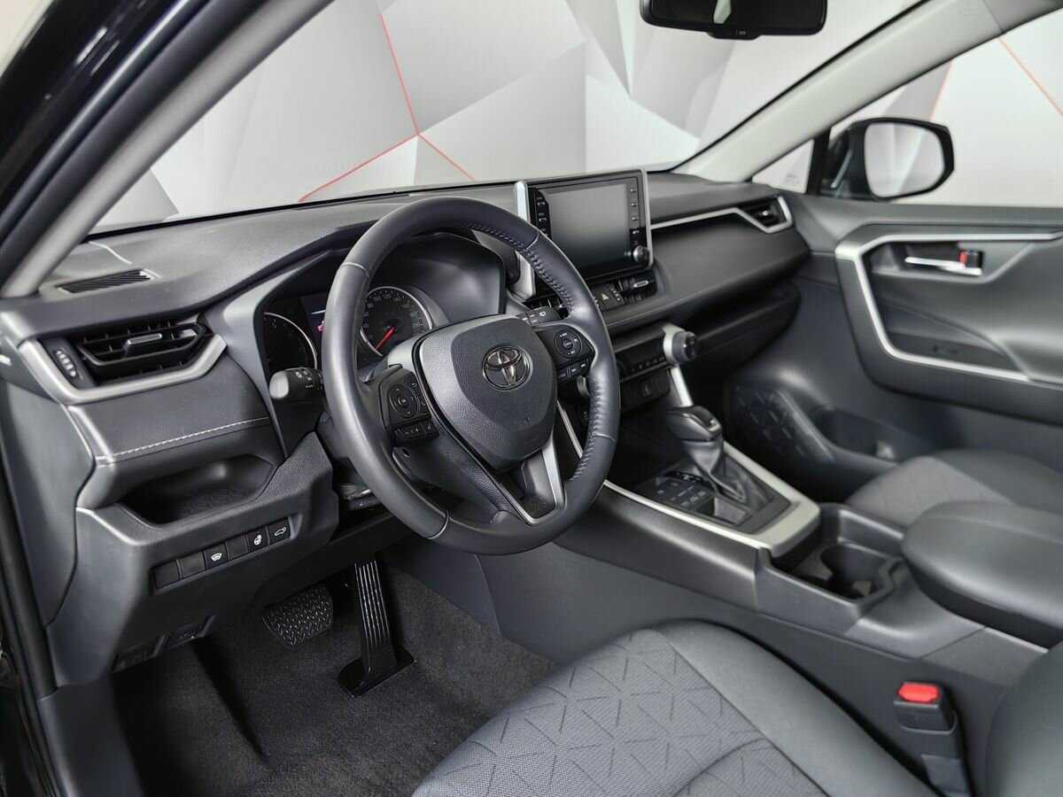 Купить Toyota RAV4 с пробегом. Фото: #13