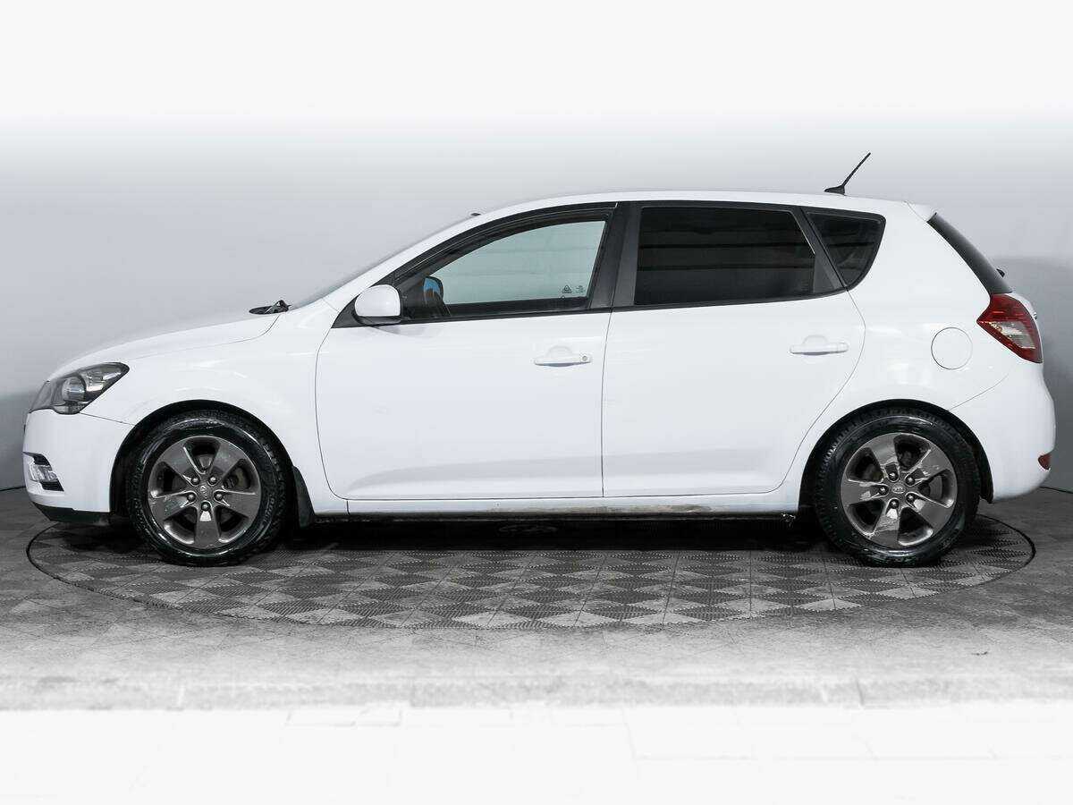 Купить Kia Ceed с пробегом. Фото: #7