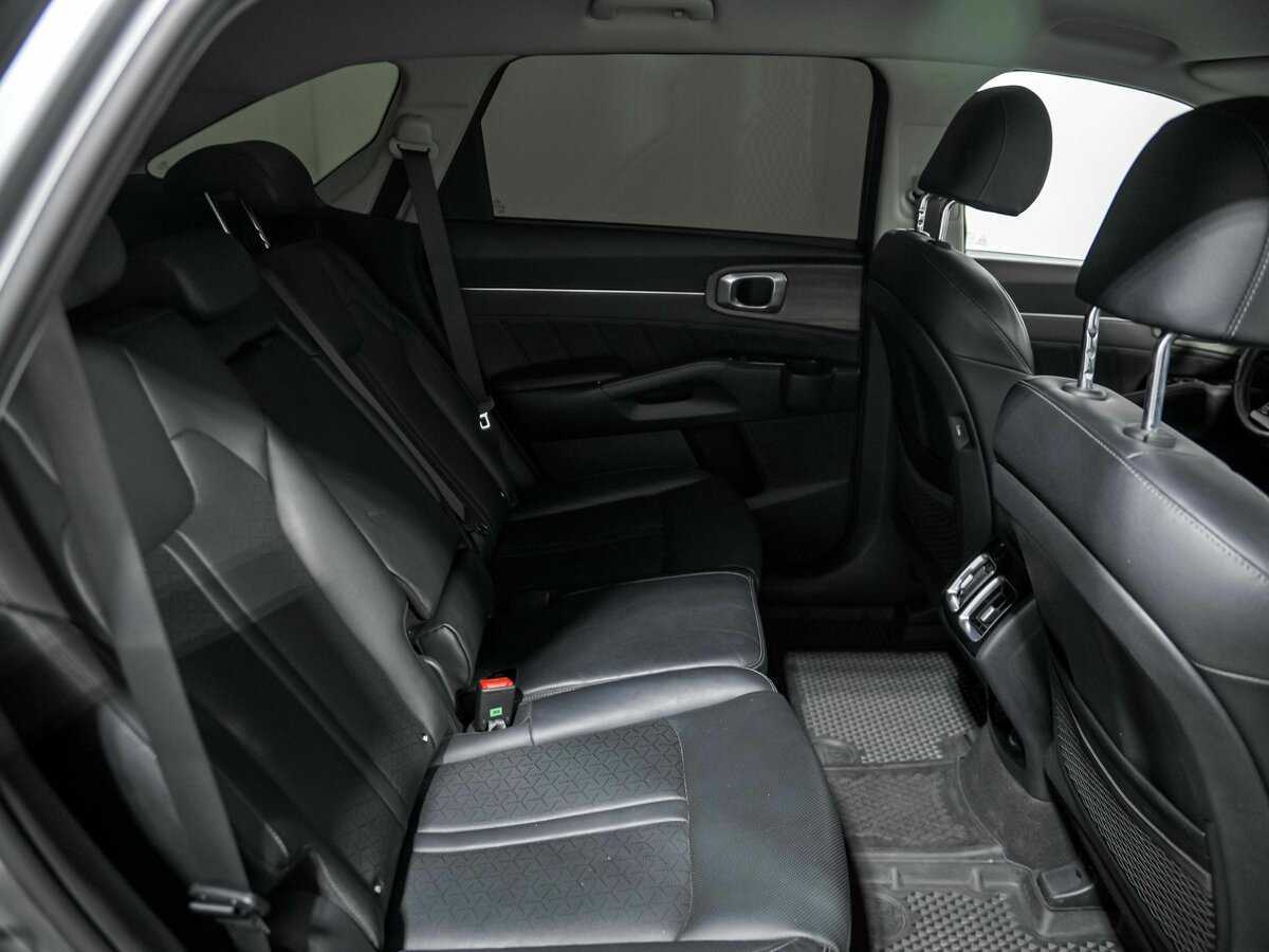 Купить Kia Sorento с пробегом. Фото: #15