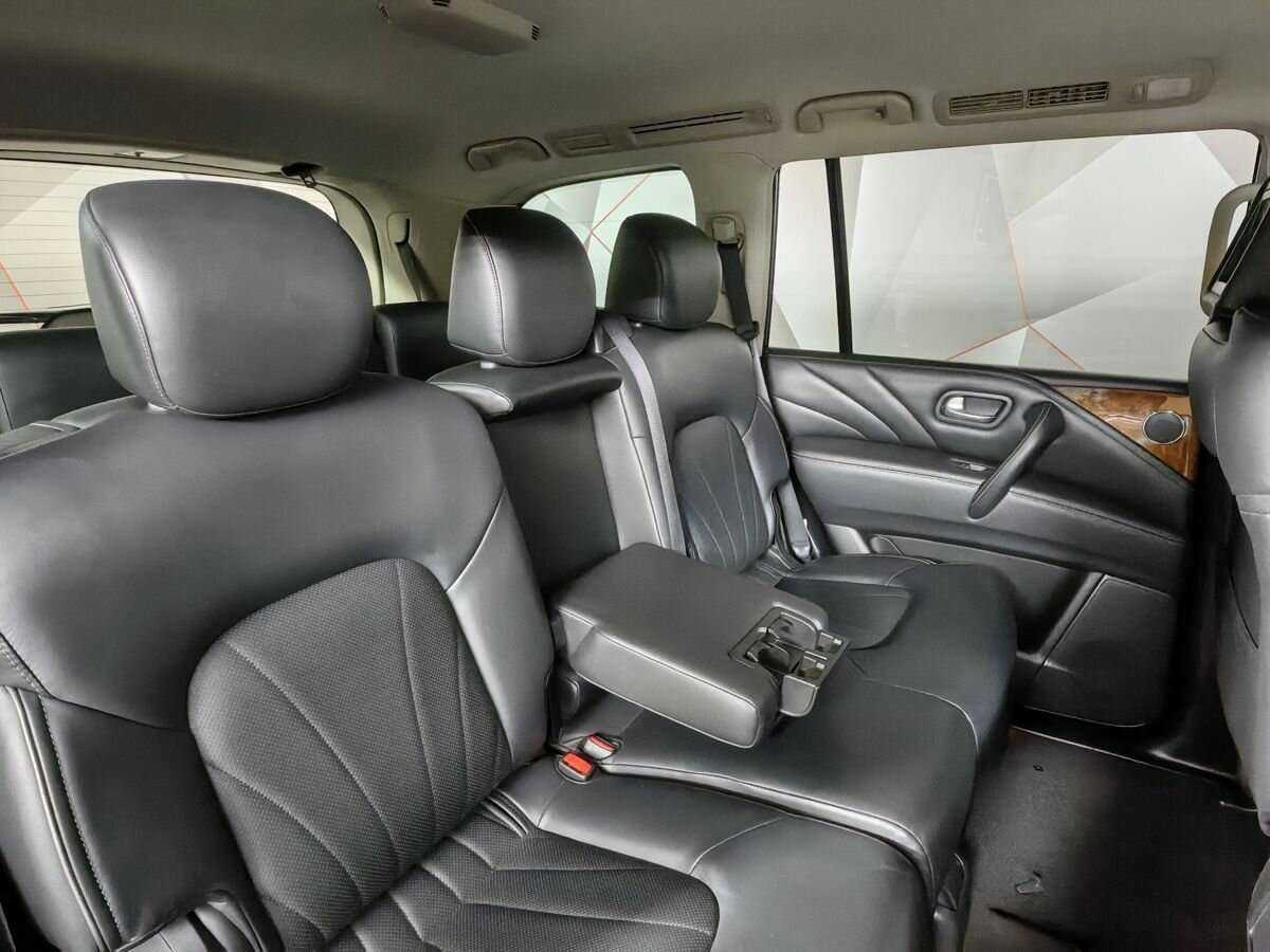 Купить Infiniti QX80 с пробегом. Фото: #12
