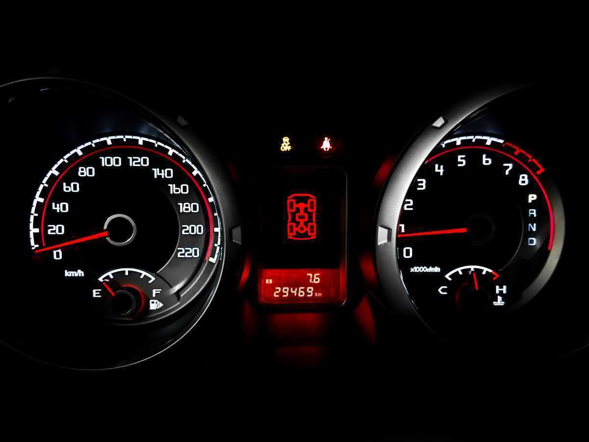 Купить Mitsubishi Pajero с пробегом. Фото: #12