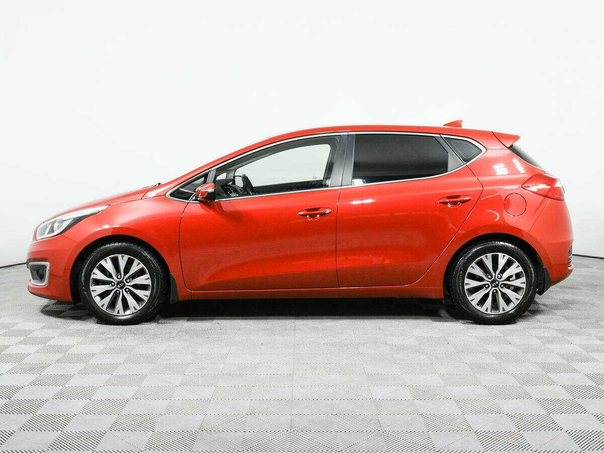 Купить Kia Ceed с пробегом. Фото: #7