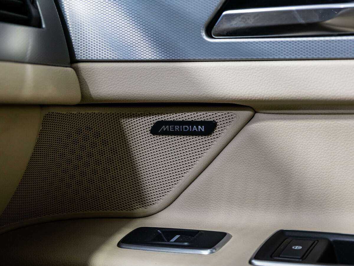 Купить Jaguar XF с пробегом. Фото: #19
