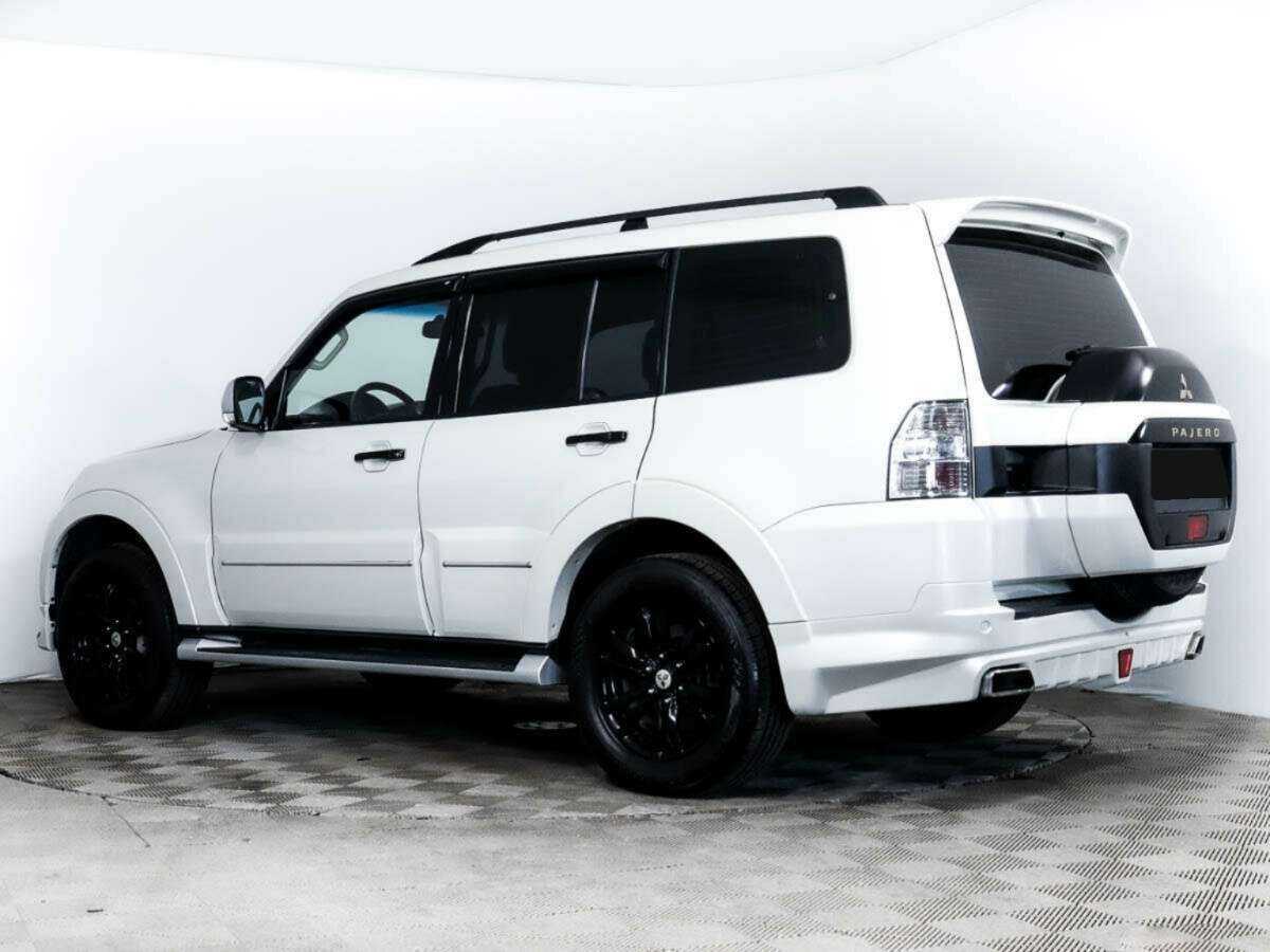 Купить Mitsubishi Pajero с пробегом. Фото: #5