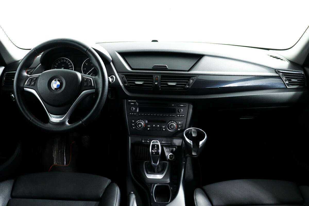 Купить BMW X1 с пробегом. Фото: #10