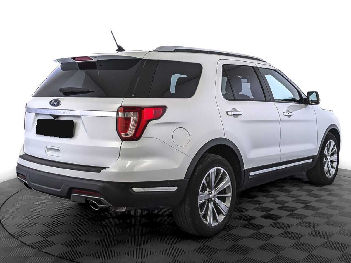Купить Ford Explorer с пробегом. Фото: #4