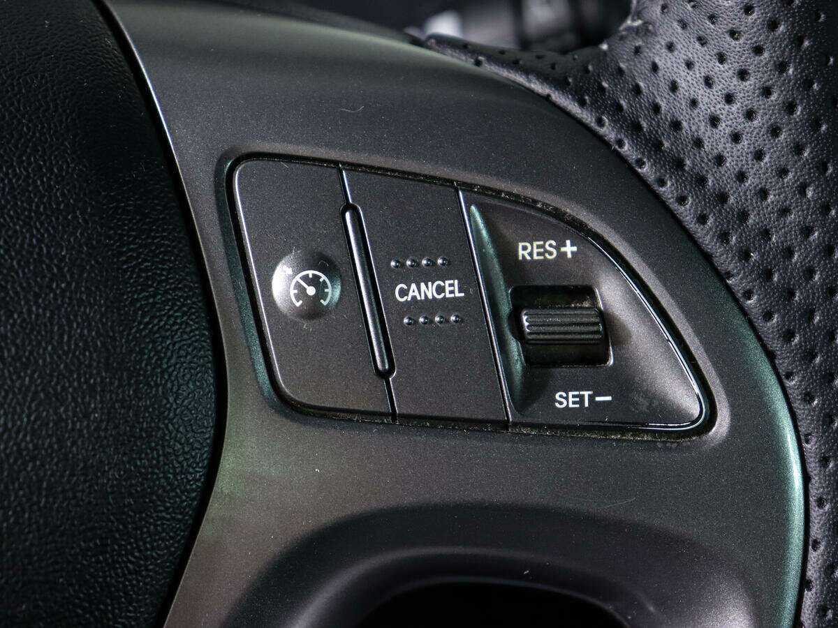 Купить Hyundai ix35 с пробегом. Фото: #20