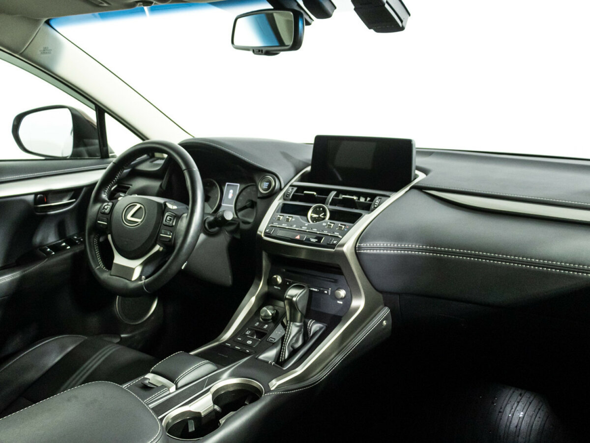 Купить Lexus NX с пробегом. Фото: #8