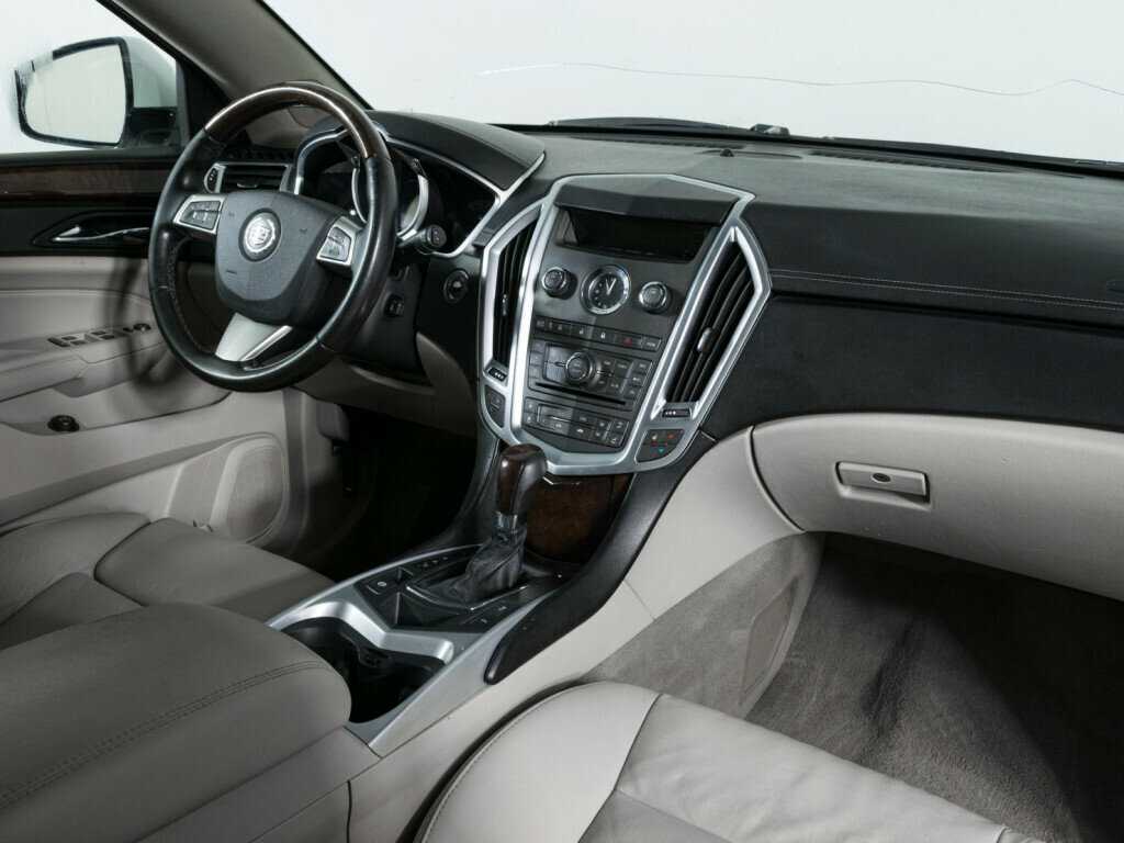 Купить Cadillac SRX с пробегом. Фото: #7