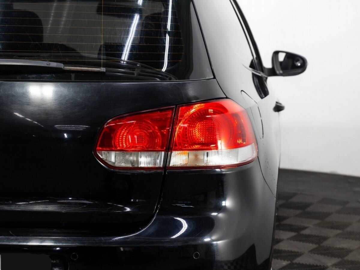 Купить Volkswagen Golf с пробегом. Фото: #6