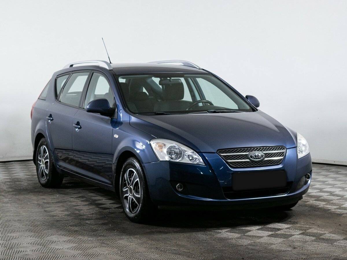 Купить Kia Ceed с пробегом. Фото: #2