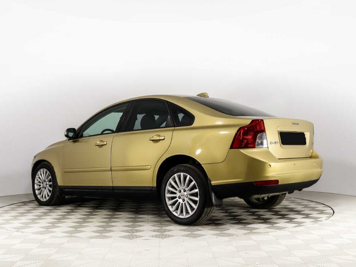 Купить Volvo S40 с пробегом. Фото: #6