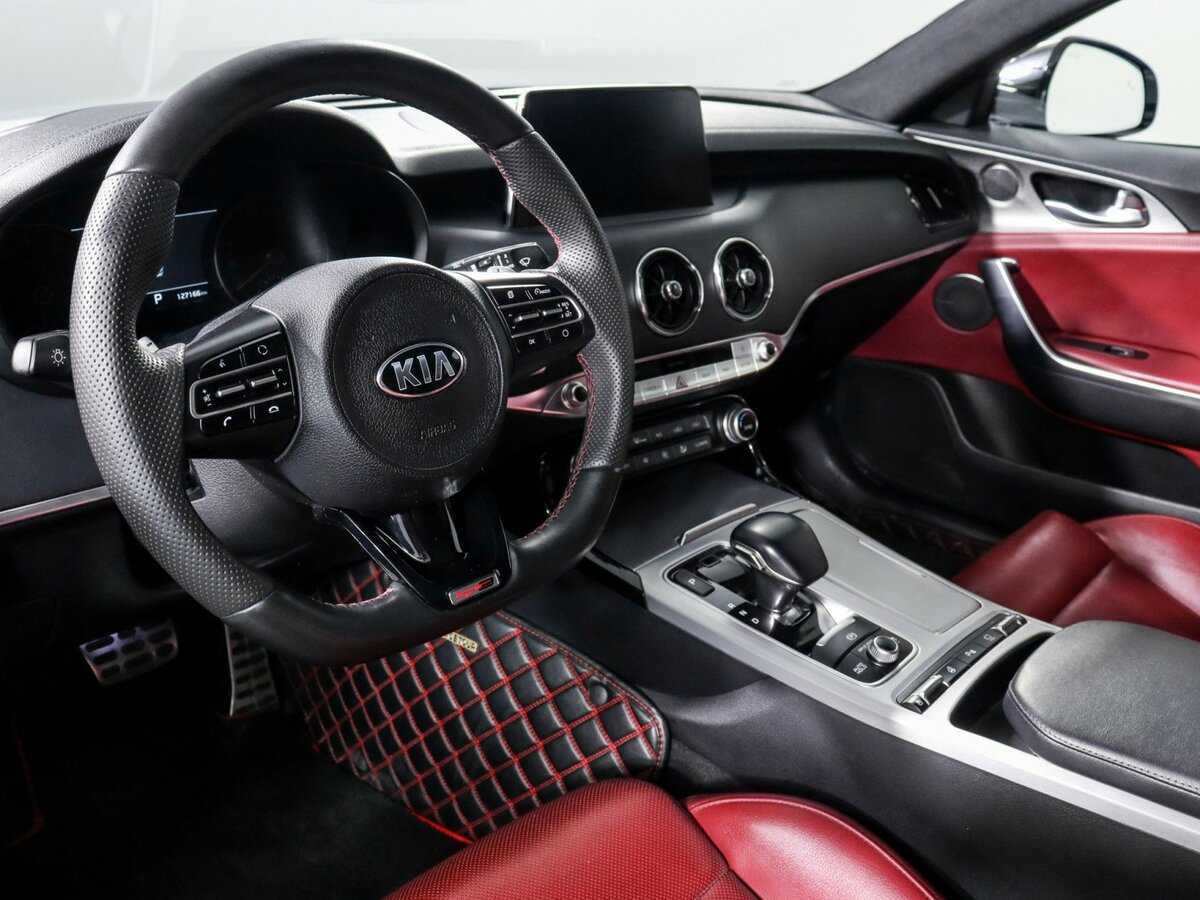 Купить Kia Stinger с пробегом. Фото: #13