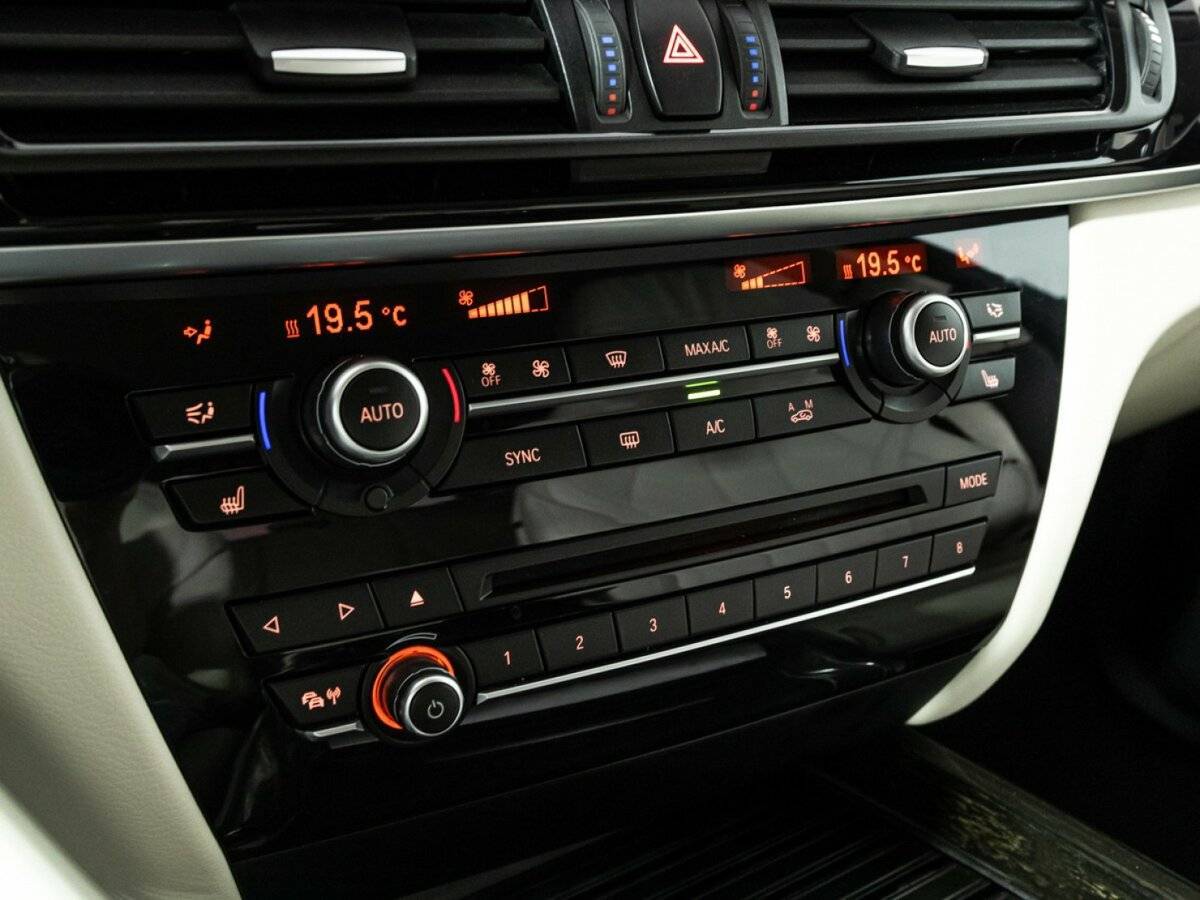 Купить BMW X5 с пробегом. Фото: #12
