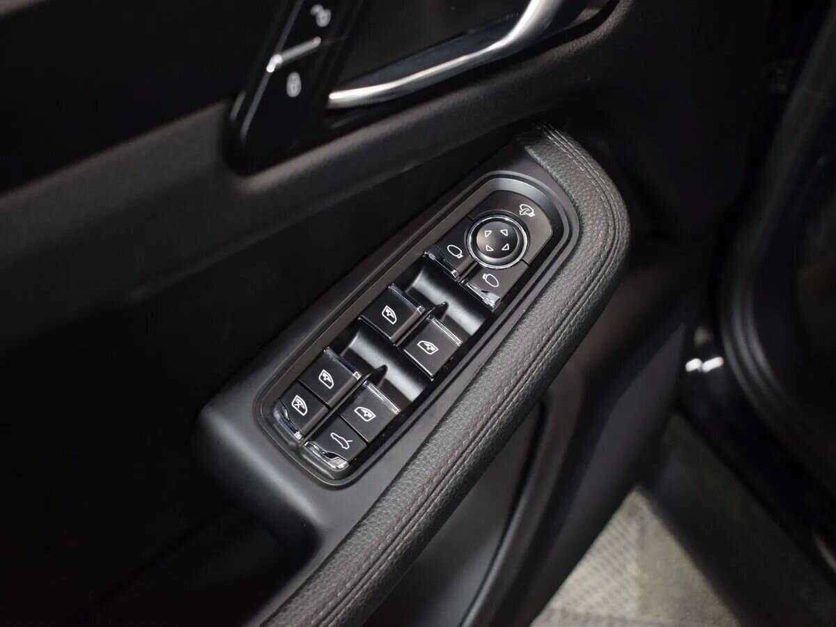 Купить Porsche Macan с пробегом. Фото: #11