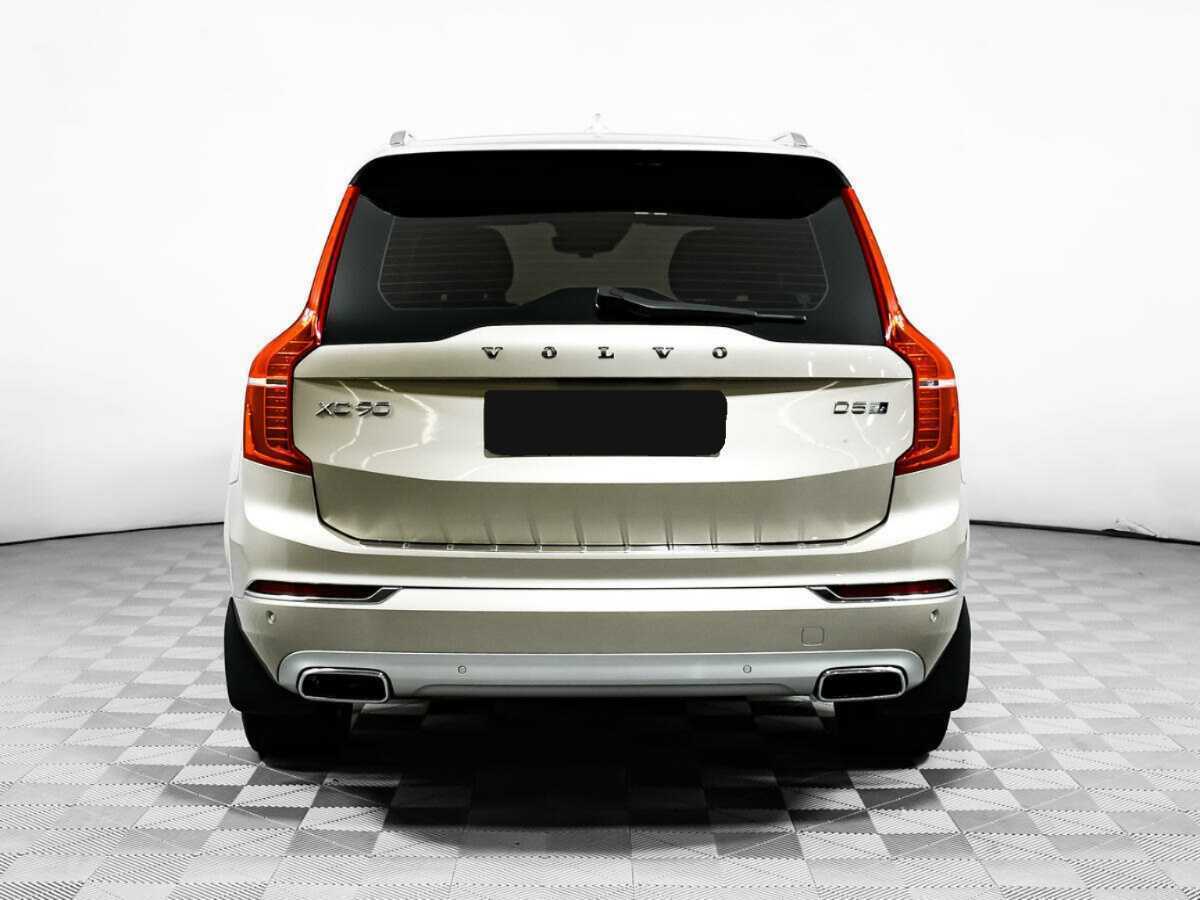Купить Volvo XC90 с пробегом. Фото: #4