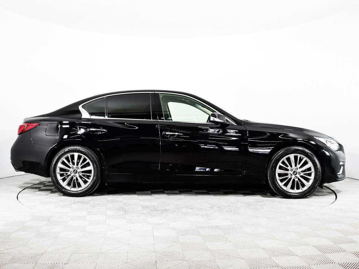 Купить Infiniti Q50 с пробегом. Фото: #3