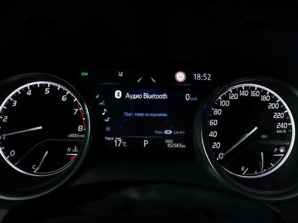 Купить Toyota Camry с пробегом. Фото: #9
