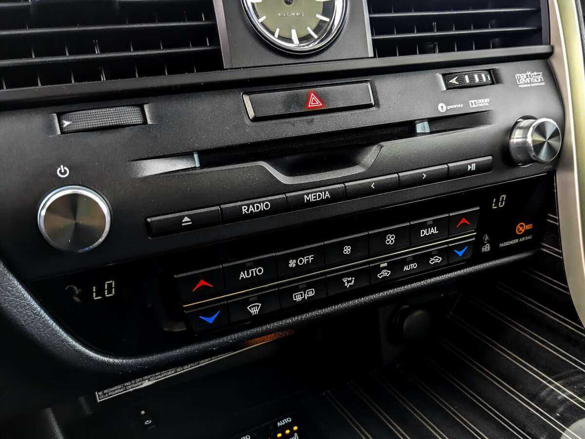 Купить Lexus RX с пробегом. Фото: #19