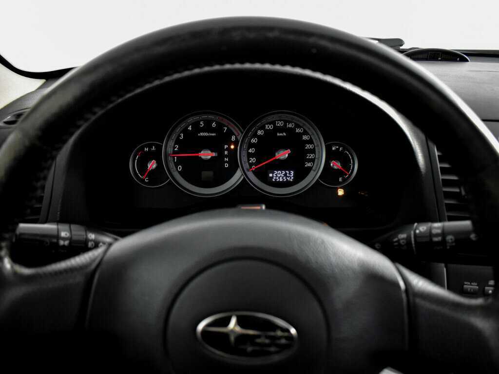Купить Subaru Legacy с пробегом. Фото: #17