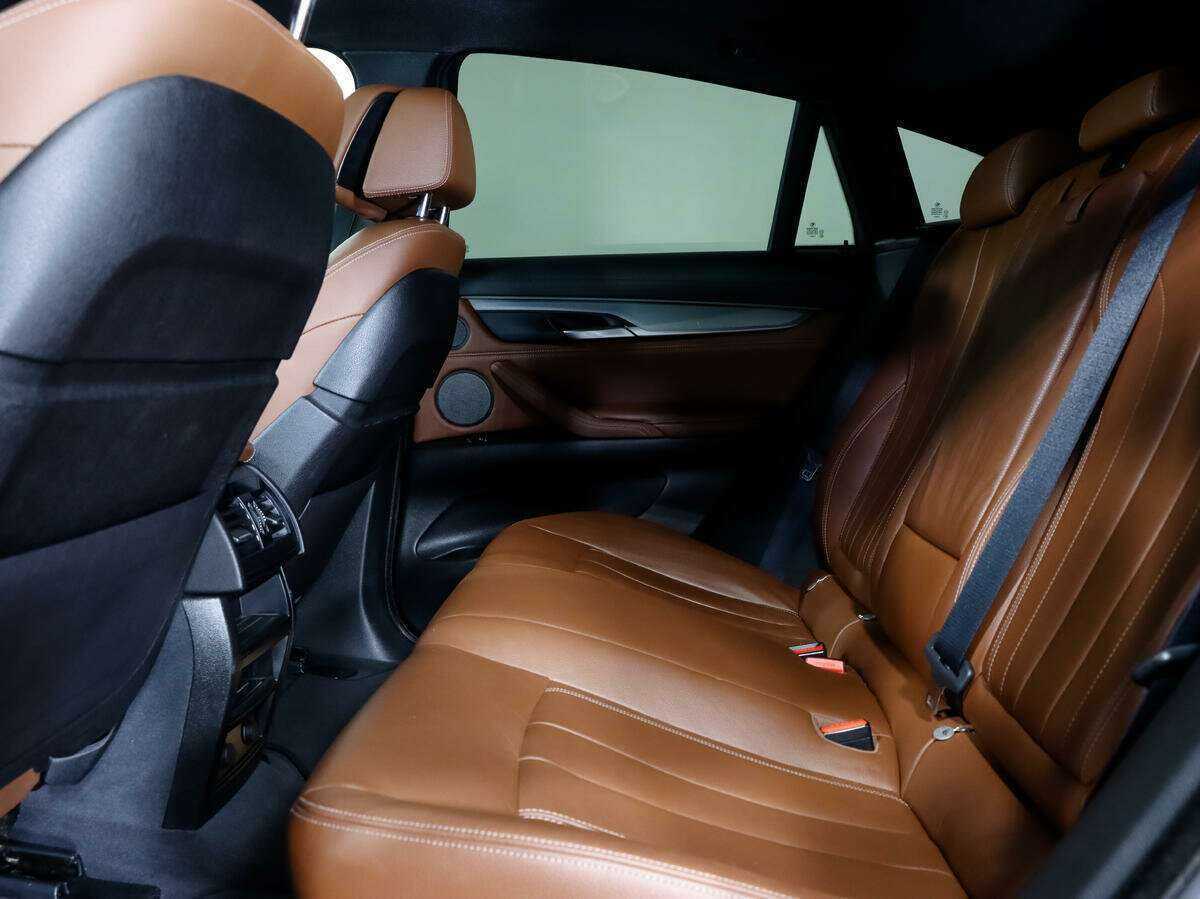 Купить BMW X6 с пробегом. Фото: #10