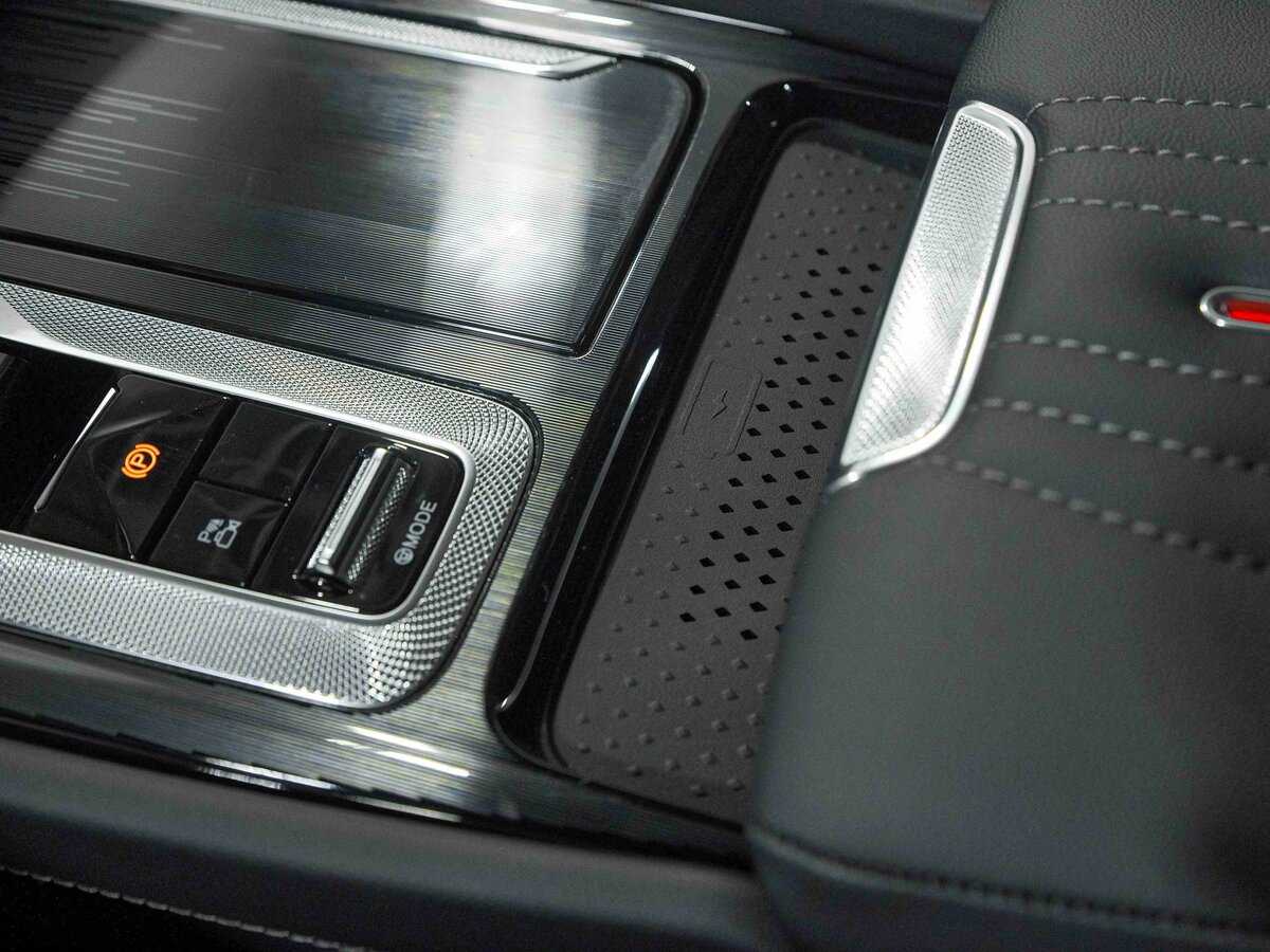 Купить Hongqi H5 с пробегом. Фото: #13