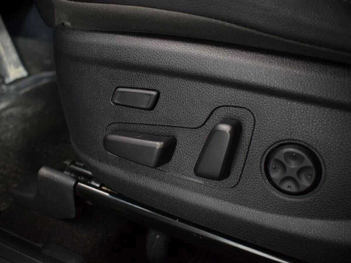Купить Hyundai Santa Fe с пробегом. Фото: #22