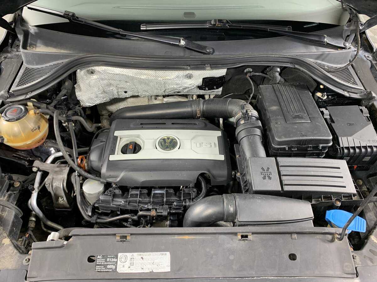 Купить Volkswagen Tiguan с пробегом. Фото: #10