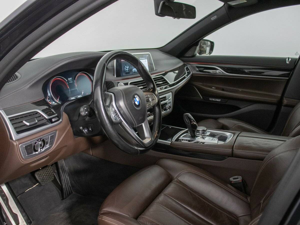 Купить BMW 7 серии с пробегом. Фото: #10