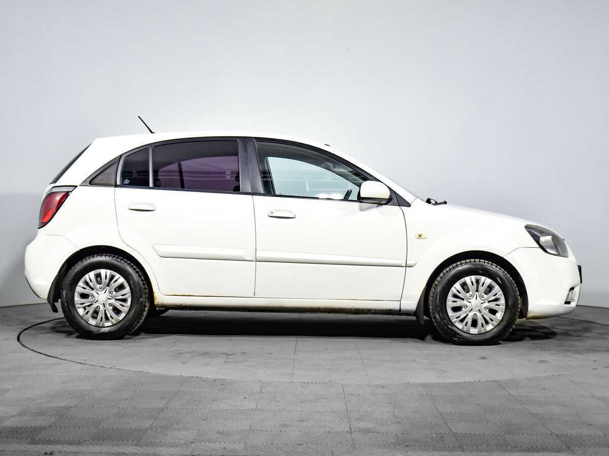 Купить Kia Rio с пробегом. Фото: #3