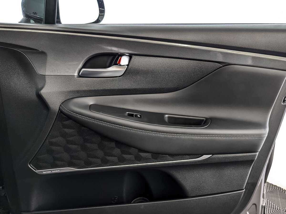 Купить Hyundai Santa Fe с пробегом. Фото: #24