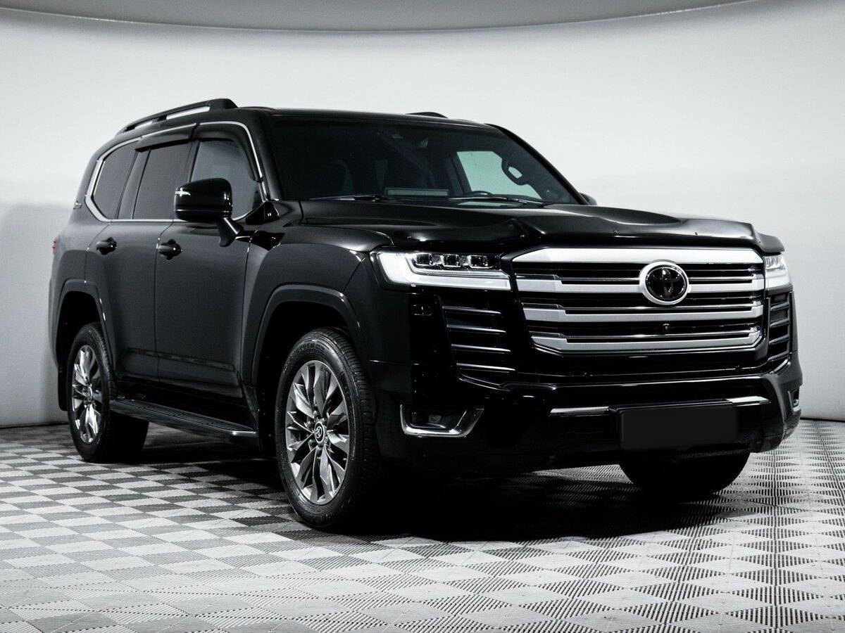 Купить Toyota Land Cruiser с пробегом. Фото: #2