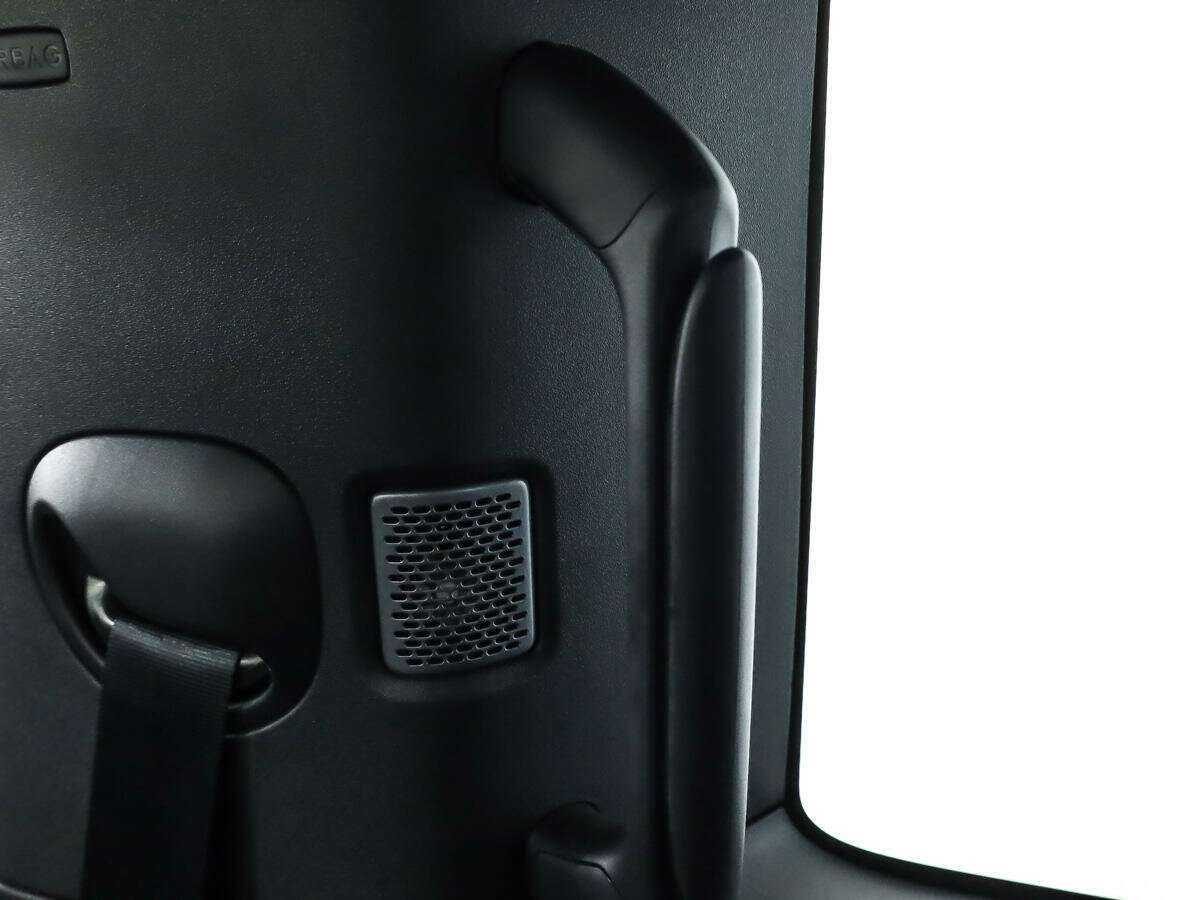 Купить Land Rover Defender с пробегом. Фото: #22