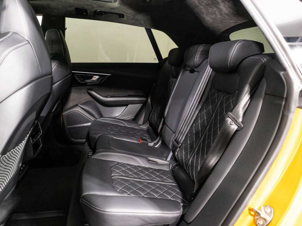 Купить Audi Q8 с пробегом. Фото: #9