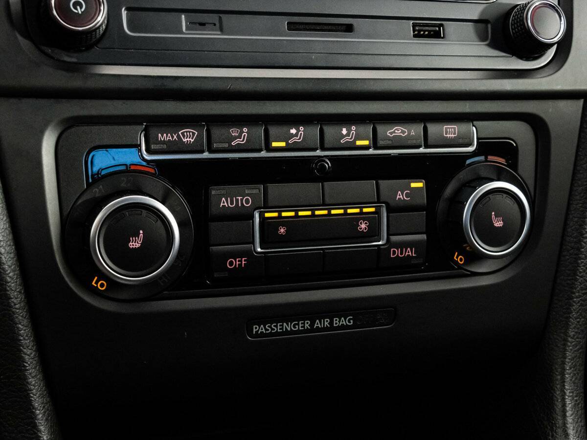 Купить Volkswagen Golf с пробегом. Фото: #10