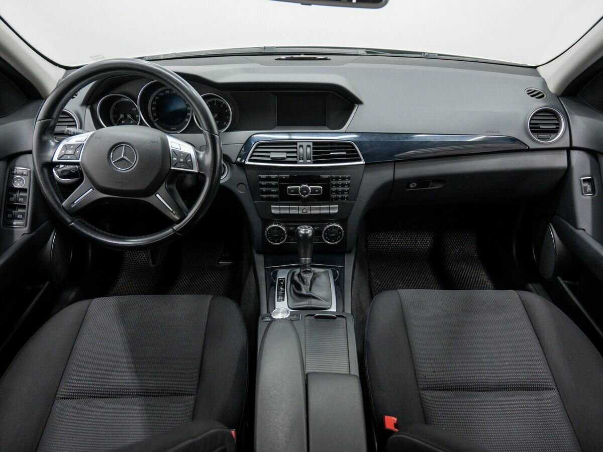 Купить Mercedes-Benz C-Класс с пробегом. Фото: #9